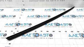 Left windshield molding for Audi A6 C8 19-24 black, cracked, broken fasteners