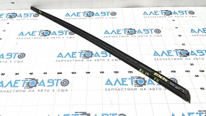Right windshield molding for Audi A6 C8 19-24, black, cracked