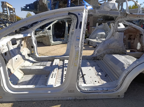 Tesla Model X 22-25 white PPSW center left pillar, on the body