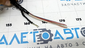 Jeep Grand Cherokee WL 22-23 rear bumper wiring for parking sensors and BSM, missing connector for parking sensors and BSM on the left