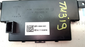 Tesla Model 3 18-Electronic Key Interface Unit