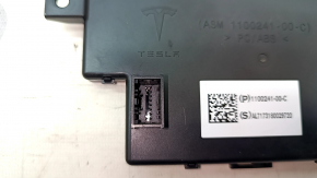 Tesla Model 3 18-Electronic Key Interface Unit