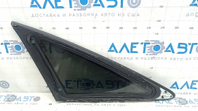 Rear right window with chrome molding, blind glass, Audi A6 C8 19-25, painted, scratches, seal peeling off