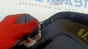 The interior mirror cover for the Audi A6 C8 19-25 is black, worn, the mount is broken, the seal is peeling off