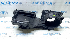 The bare heater housing of the VW Tiguan 18-24 ventilation