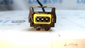 Volvo XC90 16-23 air conditioner pressure sensor connector on the radiator