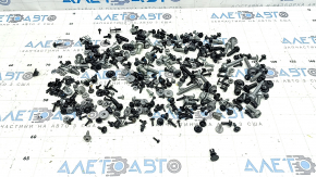 Audi A6 C8 19 interior hardware - incomplete
