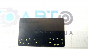 Tesla Model 3 18-keycard, worn, cracked