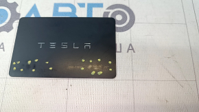 Tesla Model 3 18-keycard, worn, cracked