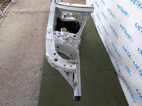 Front right quarter BMW X5 G05 19-24 on the body, white