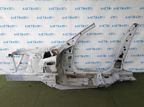 Front right quarter BMW X5 G05 19-24 on the body, white