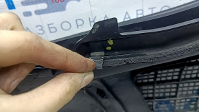Plastic windshield wiper grille for Lexus RX350 RX450h 10-15, broken fasteners, broken fasteners