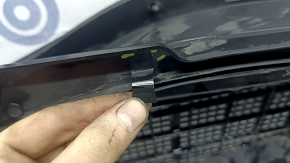 Plastic windshield wiper grille for Lexus RX350 RX450h 10-15, broken fasteners, broken fasteners