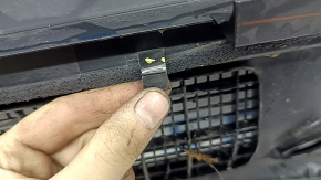 Plastic windshield wiper grille for Lexus RX350 RX450h 10-15, broken fasteners, broken fasteners