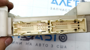 Lexus RX350 10-12 dash fuse box