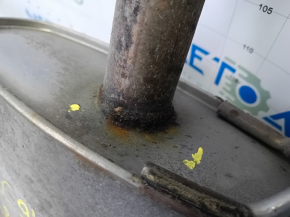 Volvo XC90 16-18 T6 rear exhaust pipe with resonator, rusty, studs sawed off