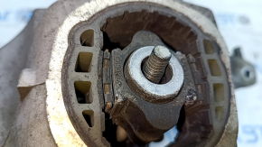 Rear right trunnion Volvo XC90 16-22 cracked silent block