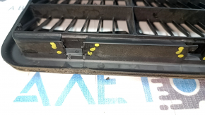 Left ventilation shield for Ford Escape MK3 13-19, 2 broken fasteners