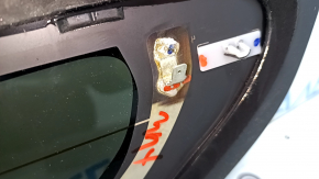 Lower glass in the rear hatch of a Hyundai Ioniq 17-22, heated, scratched