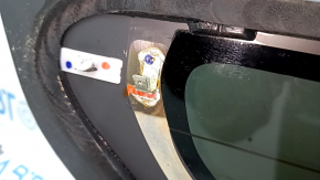 Lower glass in the rear hatch of a Hyundai Ioniq 17-22, heated, scratched