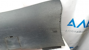 Tesla Model 3 Left Threshold 18 - Structure, scuffs, scratches, tears, cracks