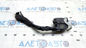 The ECU chip for the Jeep Grand Cherokee WL 22-25 PHEV engine computer, with a B connector.