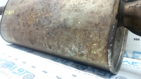The exhaust pipe, middle section with a catalytic converter, Lexus RX400h 06-09, is dented and rusty.