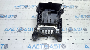 Jeep Grand Cherokee WL 21-25 underhood fuse box housing for heated wipers