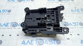 Jeep Grand Cherokee WL 21-25 underhood fuse box housing for heated wipers
