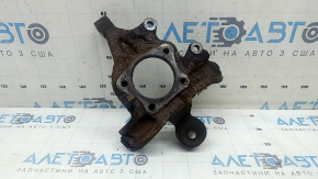 The rear left axle of a Lexus RX350 RX400h 06-09 AWD is rusty, the bushing needs replacing.