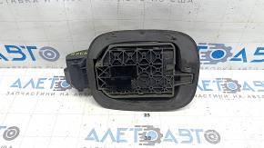 The fuel filler flap housing of the Audi Q5 8R 09-17 has a broken mount.