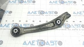 The lower front right control arm of an Audi Q5 8R 12-17 front has a torn silent block.