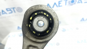 The lower front right control arm of an Audi Q5 8R 12-17 front has a torn silent block.