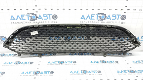 Lower grille front bumper central Chrysler Pacifica 17-20 under fog lights without radar