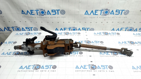 The steering column with the universal joint of the Audi Q3 83A 19-25 is rusty.