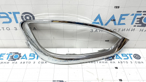 Right front bumper grille frame for Chrysler Pacifica 17-20, chrome, sand, broken mount