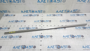 Door-glass molding, central front left, Audi Q3 83A 19-25 chrome, scratched