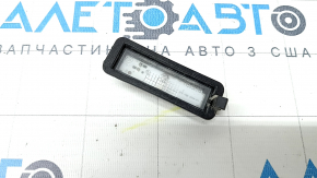 Right tailgate license plate light for Chrysler Pacifica 17-24, broken mount