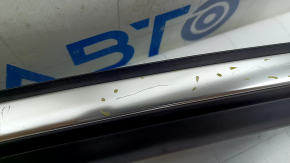 Upper door molding, front right, Audi Q3 83A 19-25, chrome, torn seal, scratches on chrome