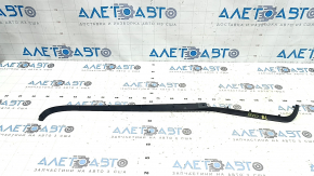 Door seal rear right Chrysler Pacifica 17- lower