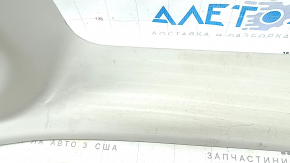 Front right door sill plate for Chrysler Pacifica 17-24, gray, scratches, plastic turned white