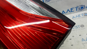 Chrysler Pacifica 17-20 LED interior tailgate light, left, scratches