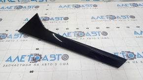 Left tailgate spoiler for Audi Q3 83A 19-25, gloss black, scratches