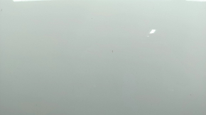 Bare hood of an Audi Q7 16-25 aluminum, white LS9R, paint chip