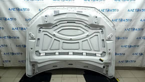 Bare hood of an Audi Q7 16-25 aluminum, white LS9R, paint chip