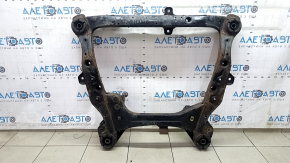 The front subframe of a Lexus RX400h 06-09 is rusty, with microcracks in 4 S/B