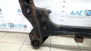 The front subframe of a Lexus RX400h 06-09 is rusty, with microcracks in 4 S/B