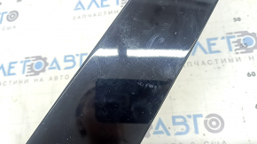 Chrysler Pacifica front right side door trim, 17-24 scratches