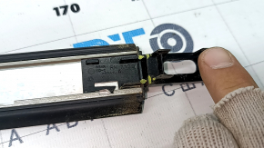 Right roof lining for a 17-24 Chrysler Pacifica without roof rails, broken fastener