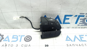 The steering wheel controls on the right side of the Chrysler Pacifica 17-24 are worn out.